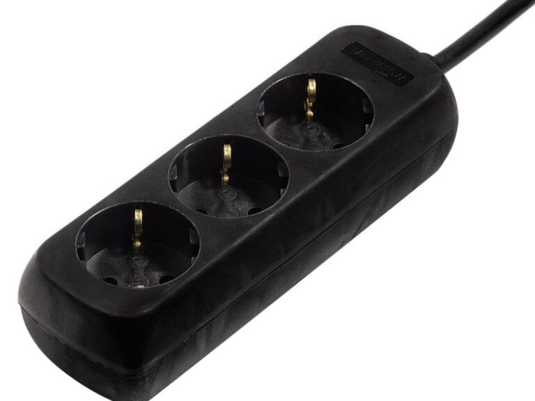 Hama 3-Way Power Strip With Child Safety Feature 3 M Black