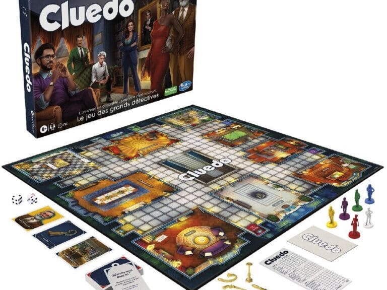 Hasbro Gaming Cluedo