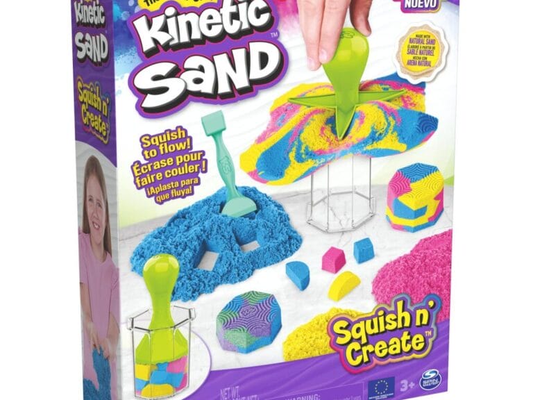 Kinetic Sand Squish and Create