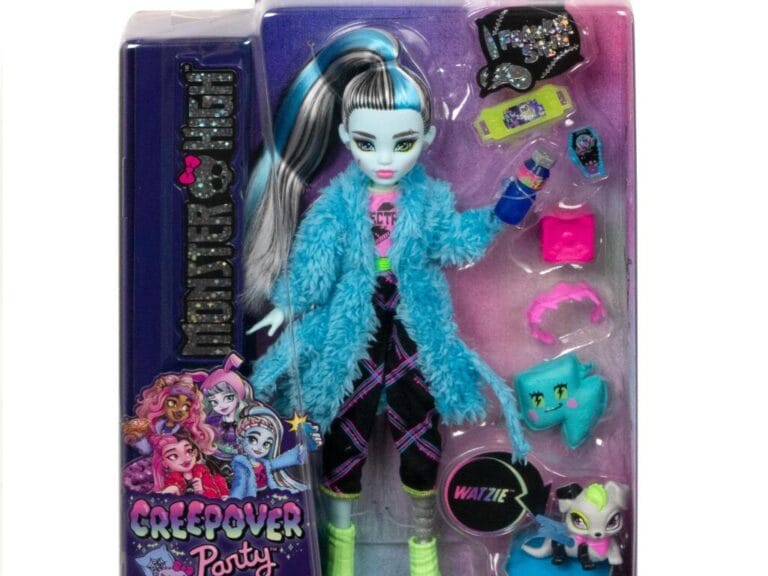 Monster High Creepover Party Frankie Stein