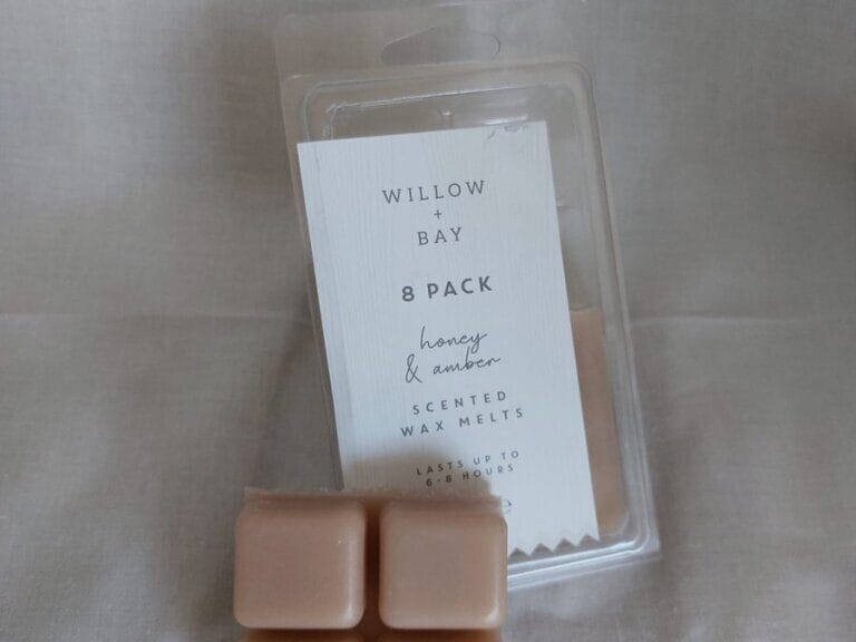 Willow & Bay Scented Wax Melts - Honing & Amber - 8x10 gram - Wax Melts