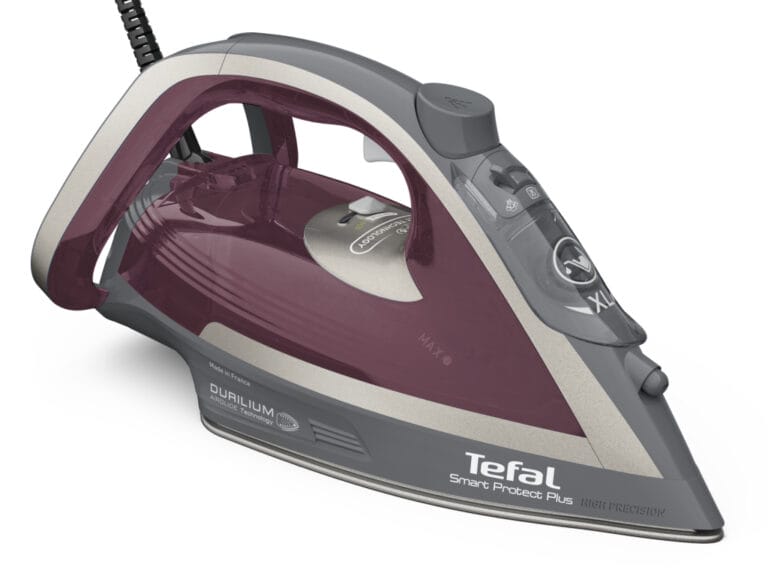 Tefal FV6870E0 Protect Plus Stoomstrijkijzer Rood